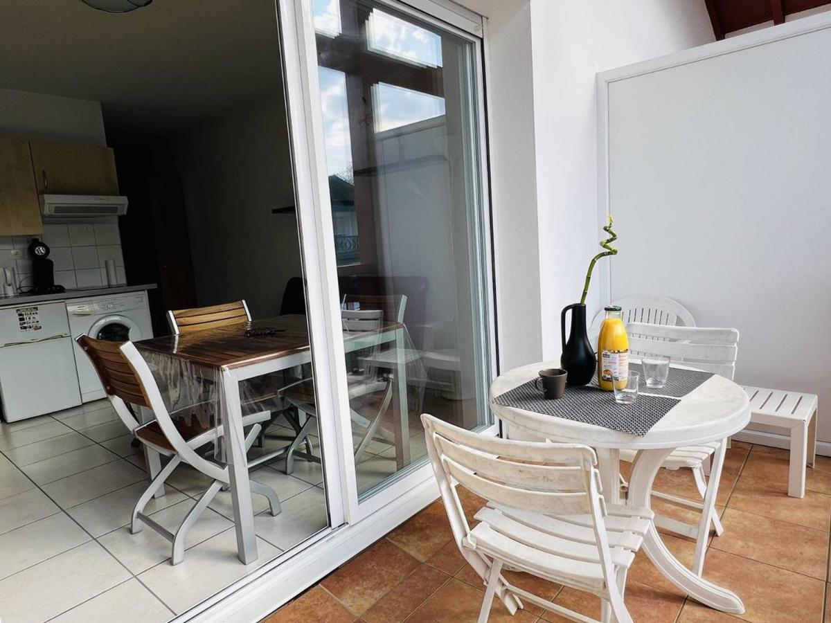 Appartement T1 Bis Avec Terrasse Et Piscine A Cambo-Les-Bains, 1 Chambre, Parking Prive - Fr-1-495-4 المظهر الخارجي الصورة